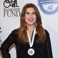 Petenis Jennifer Capriati tertangkap tangan membawa cincin seharga USD 15 atau Rp 200 ribuan saat keluar dari mall pada 1993. Foto: Getty Images