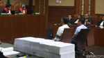 Irwandi Yusuf Dituntut 10 Tahun Soal Suap dan Gratifikasi