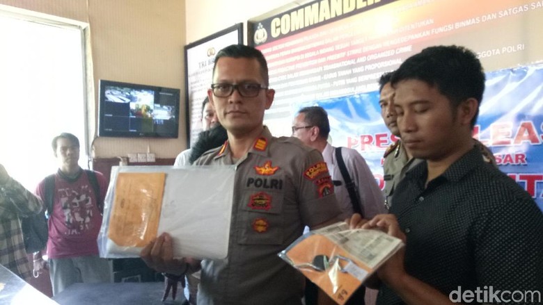 Gondol Laptop Staf PBB, Sopir Taksi di Bali Diciduk Polisi Gondol Laptop Staf PBB, Sopir Taksi di Bali Diciduk Polisi