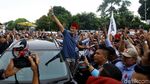 Sandi Disambut Kesenian Palang Pintu Saat Tiba di Ciracas