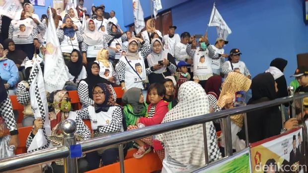 Masih Ada Anak-anak Ikut Kampanye, Sandi Ngaku Selalu Mengingatkan