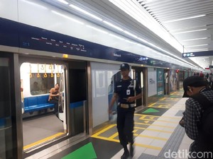 Bunda, Yuk Pelajari Panduan Naik MRT Jakarta