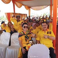 Mayangsari dan Bambang Trihatmodjo menikah pada tahun 2000. Kabar tersebut sempat mengejutkan publik karena Bambang masih berstatus suami Halimah Agustina Kamil. Bambang dikabarkan baru resmi bercerai dari Halimah pada 2010. (Foto: Dok. Instagram/mayangsaritrihatmodjoreal)