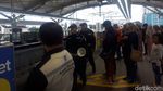 Foto: Setelah Diresmikan Jokowi, MRT Jakarta Makin Ramai Penumpang
