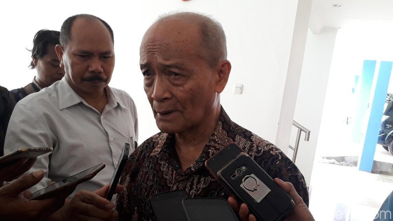 Buya Syafii: Bodohnya Ulama Jika Mau Jadi Mainan Politik Praktis Buya Syafii: Bodohnya Ulama Jika Mau Jadi Mainan Politik Praktis