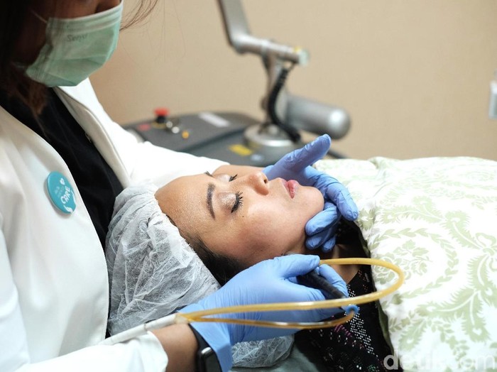 Perawatan Laser di Miracle Aesthetic Clinic