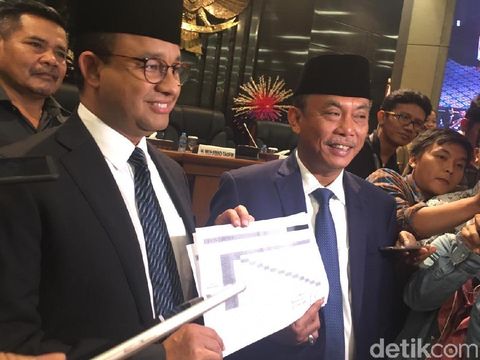 Ketua DPRD DKI Dukung Rencana Anies untuk Penataan Trotoar