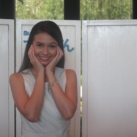 Wanita yang ditunjuk sebagai brand ambassador brand Senka itu pun mengungkap metode cuci wajah menggunakan dua produk pembersih yang dilakukannya di keseharian. Senka sendiri dikenal dengan facial foam Perfect Whip yang menjadi best seller di Jepang dan beberapa negara. Foto: Rahmi Anjani/Wolipop