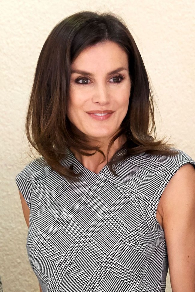 Queen Letizia of Spain merupakan istri dari Raja Spanyol Felipe VI. Pasangan yang menikah pada 2004 ini dikaruniai dua anak perempuan, Leonor, Princess of Asturias dan Sofia. Foto: Carlos Alvarez/Getty Images