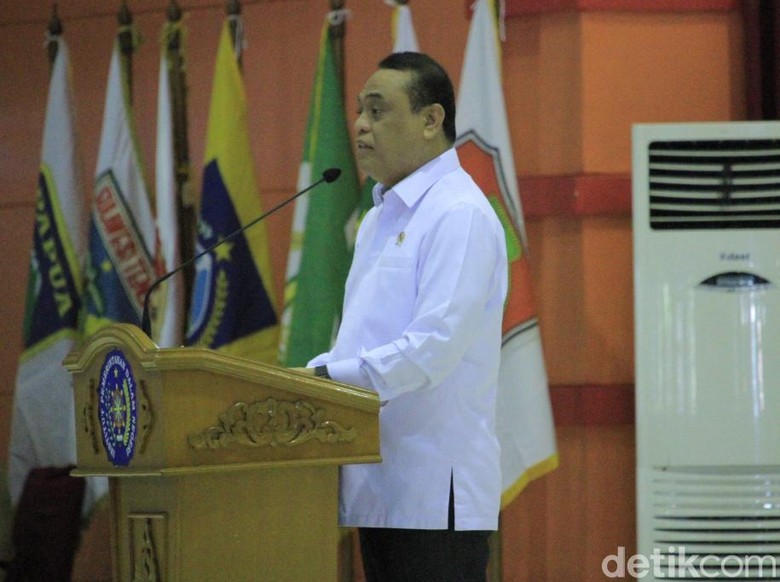 Ini Kata Menpan-RB Soal Pemecatan 6 Guru Honorer karena Salam Dua Jari Ini Kata Menpan-RB Soal Pemecatan 6 Guru Honorer karena Salam Dua Jari