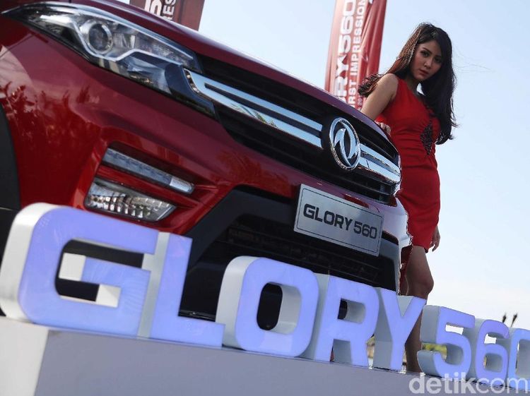 DFSK Glory 560 si Penantang Rush-Terios