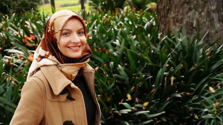 Hijab Jadi Sikap Politik Muslimah Asal Australia yang Bersuami Pria Aceh Ini Hijab Jadi Sikap Politik Muslimah Asal Australia yang Bersuami Pria Aceh Ini