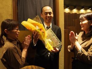 Resto Ini Bisa Buatkan Anda Pesta Perpisahan Settingan untuk Teman Kantor