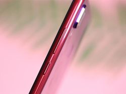 Lebih Dekat dengan Redmi Note 7 Pro yang Tak Masuk Indonesia