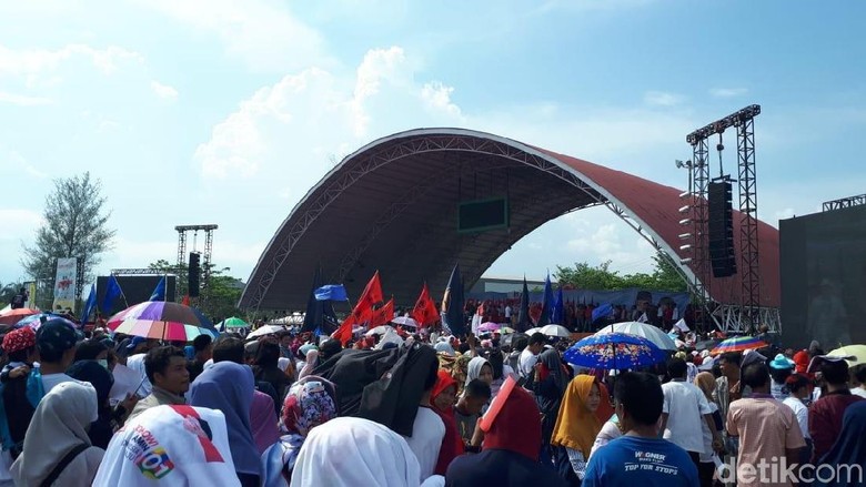 TKN Klaim Dumai Jadi Basis Pendukung Jokowi-Maruf Terbesar di Sumatera TKN Klaim Dumai Jadi Basis Pendukung Jokowi-Maruf Terbesar di Sumatera