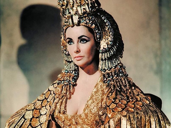 Cleopatra, jadi salah satu film dengan durasi paling panjang di dunia.