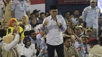 etua MPR Zulkifli Hasan saat berkampanye Cawapres Sandiaga Uno di GOR Jakarta Barat. dok. BPN