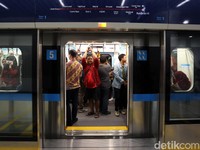 Tiket MRT Cuma Setengah Harga Selama April