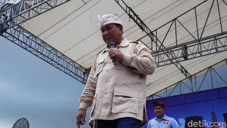 Prabowo: Bangsa Indonesia Masih Dilanda Perekonomian yang Lemah Prabowo: Bangsa Indonesia Masih Dilanda Perekonomian yang Lemah