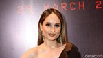 Penampilan Seksi Cinta Laura dengan Dress Hitam