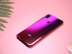 Lebih Dekat dengan Redmi Note 7 Pro yang Tak Masuk Indonesia