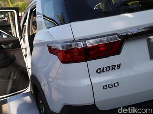 DFSK Glory 560 Masih Kalah Murah dari Terios