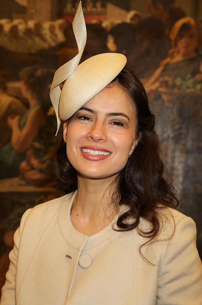putri dan ratu kerajaan LONDON, ENGLAND - JUNE 05: Sophie Winkleman (Lady Frederick Windsor) attends a reception for the Diamond Jubilee at Guildhall on June 5, 2012 in London, England. For only the second time in its history the UK celebrates the Diamond Jubilee of a monarch. Her Majesty Queen Elizabeth II celebrates the 60th anniversary of her ascension to the throne. Thousands of wellwishers from around the world have flocked to London to witness the spectacle of the weekends celebrations. (Photo by Chris Jackson - WPA Pool /Getty Images)