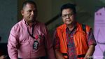 Disuap Rp 700 Juta, Hakim PN Semarang Dapat Rompi dan Borgol