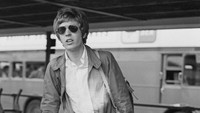 Gaya dan penampilan Scott Walker menjadi inspirasi bagi banyak orang seperti David Bowie dan Thom Yorke. C. Maher/Daily Express/Getty Images