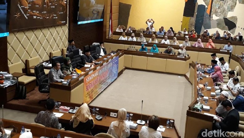 Amien Rais hingga Neno Warisman ke DPR, Bahas DPT Pemilu 2019 Amien Rais hingga Neno Warisman ke DPR, Bahas DPT Pemilu 2019