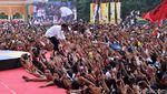 Potret Enerjik Jokowi Saat Kampanye Terbuka di Dumai