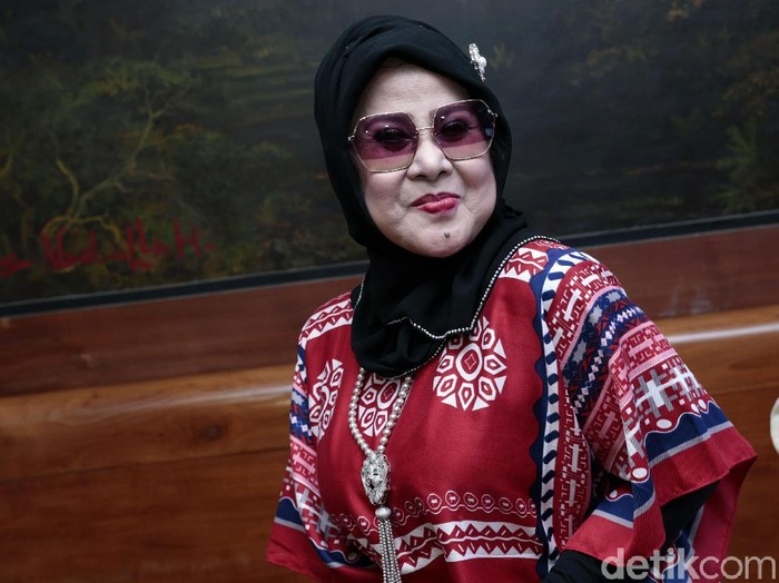 Elvy Sukaesih saat ditemui di kawasan Pasar Minggu.