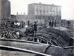 Potret Pembangunan MRT London Seabad Silam