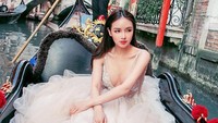 Ia pun aktif dalam dunia fashion. Dok. Instagram/kimlimhl