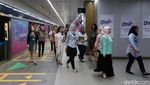 MRT Masih Gratis, Warga Serbu Stasiun Bundaran HI