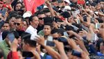 Potret Enerjik Jokowi Saat Kampanye Terbuka di Dumai