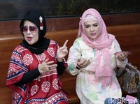 Haedar Ngamuk Bawa Golok, Elvy Sukaesih Ikhlas Terima Ujian Kehidupan