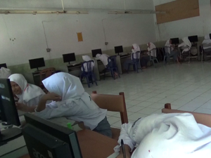 Siswa di Parepare Lagi Serius UNBK, Tiba-tiba Mati Lampu