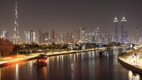 Kalau mau, traveler bisa berlayar menyusuri kanal ini (iStock)