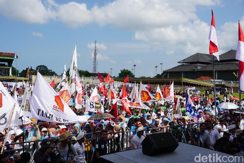 Meski Tolak Hasil Pilpres, Gerindra Tetap Ingin Calegnya Masuk DPR Meski Tolak Hasil Pilpres, Gerindra Tetap Ingin Calegnya Masuk DPR