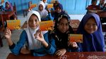 Antusias Anak-anak SD Belajar Menabung Sejak Dini