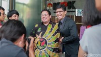 Sikap itu dinilai berpihak pada masyarakat sebagai pertimbangan untuk menentukan pilihan.
