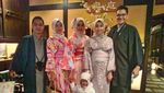 Foto: Cantiknya Turis Berkimono Jilbab di Jepang
