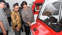 Teknologi yang ada di AMMDes sama dengan teknologi yang ada di kendaraan 4WD (Wheels Drive). Sehingga memiliki kekuatan yang sangat cocok untuk menembus medan berat dan menjemput atau mengantar ibu hamil ke rumah sakit terdekat. Foto: dok. Kemenperin