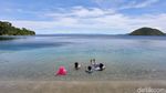Unik! Ada Sumber Air Panas di Pantai Tawa Pulau Bacan