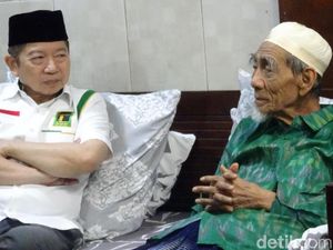 Ada 10 Anak, Siapa Pengasuh Ponpes Al Anwar Sepeninggal Mbah Moen?
