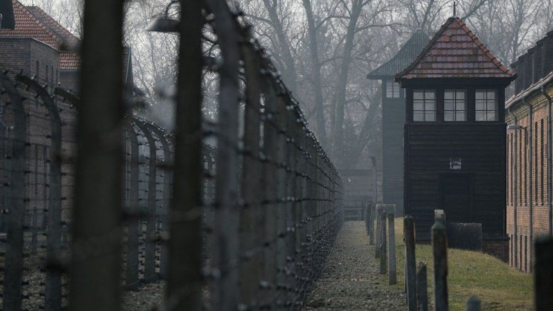 Kisah Ahli Kimia Keturunan Yahudi yang Selamat dari Kekejaman Nazi Kisah Ahli Kimia Keturunan Yahudi yang Selamat dari Kekejaman Nazi