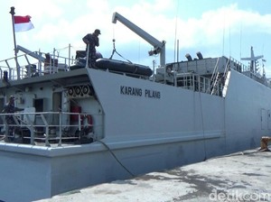 Jelang Pemilu, KRI Karang Pilang Amankan Perairan Bali dan Lombok