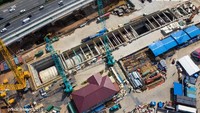 Direktur Utama PT Kereta Cepat Indonesia - China (KCIC) Chandra Dwiputra meyakini Penggunaan TBM ini sama sekali tidak akan menghambat lalu lintas tol Jakarta – Cikampek karena tingkat keamanan metode pengerjaan Shield Tunneling jauh lebih tinggi dibandingkan dengan metode Drill, Blasting atau metode lainnya. Pool/PT Wijaya Karya.
