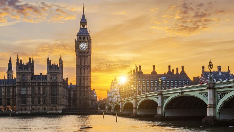 bigben london Big Ben and Westminster Bridge at sunset, London, UK